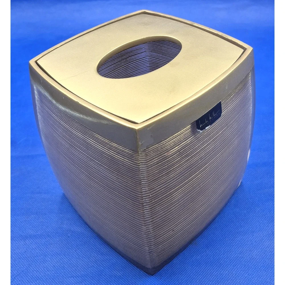 Nicole Miller Gold Crinkle Lucite Tissue Box Holder 6.5x6x6